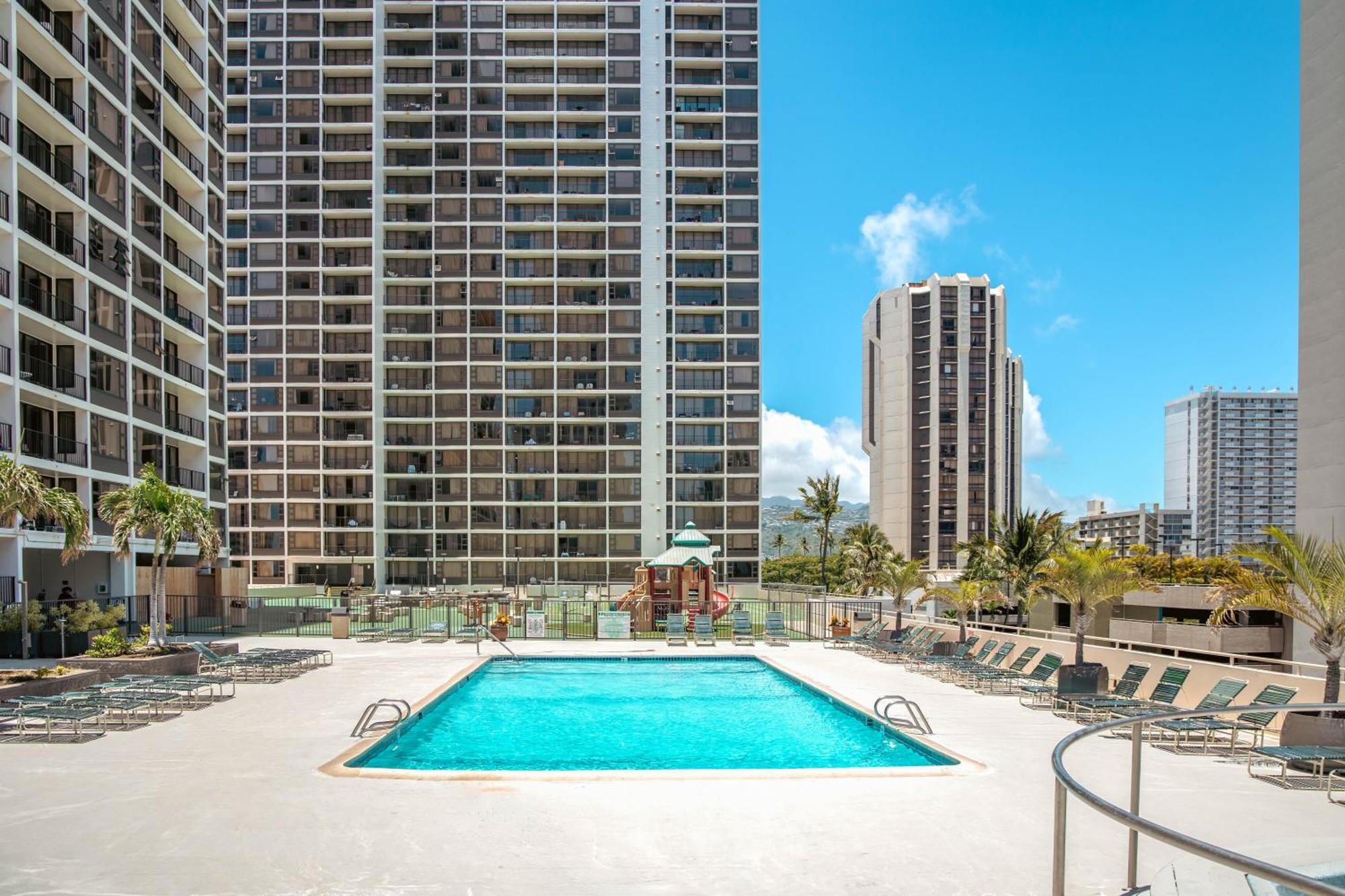 1Br With Great Ocean Views, 1 Block To Waikiki Beach โฮโนลูลู ภายนอก รูปภาพ